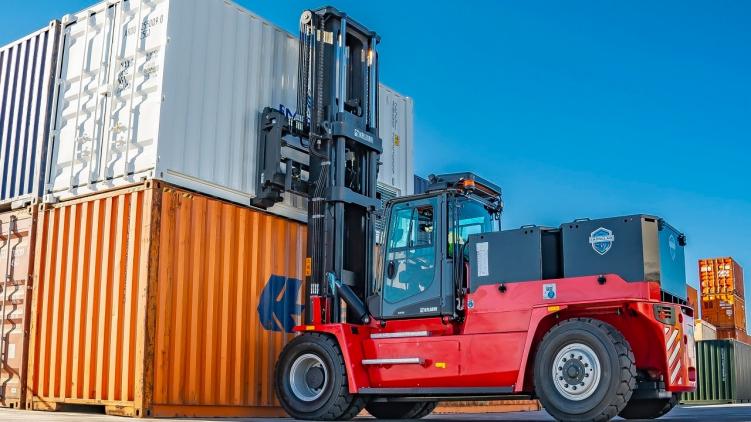 Jasa Rental Forklift Semarang Sediakan Layanan Berikut Ini! - CV. Sakti Trans Nusantara