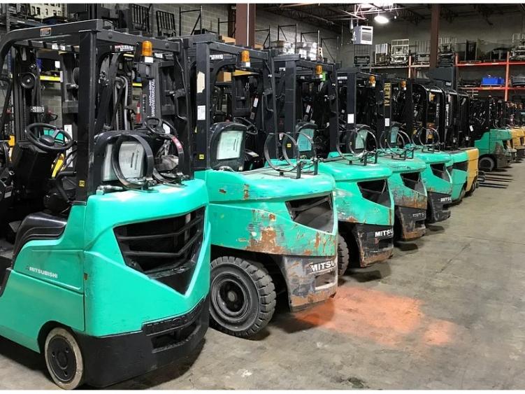 Keunggulan Sewa Forklift Semarang yang Bisa Anda Dapatkan! - CV. Sakti Trans Nusantara