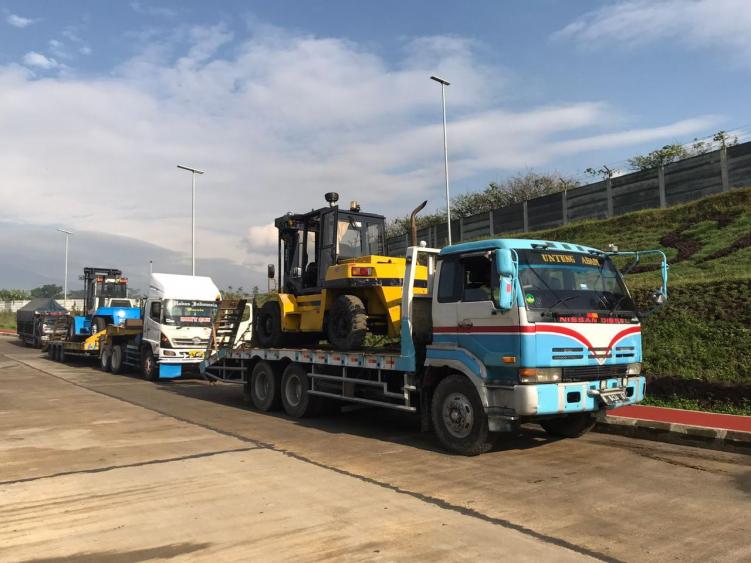 Mengenal definisi Forklift, Apa itu Forklift ? - CV. Sakti Trans Nusantara
