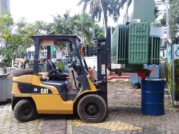 Rental Forklift Semarang Menawarkan Jaminan Memuaskan - CV. Sakti Trans Nusantara
