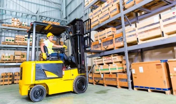 Sewa Forklift Semarang Melayani Berbagai Bidang Bisnis, Apa Saja? - CV. Sakti Trans Nusantara