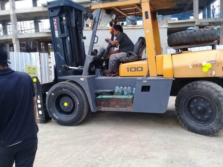 Sewa Forklift Semarang Solusi Terbaik dengan Sejuta Keuntungan - CV. Sakti Trans Nusantara